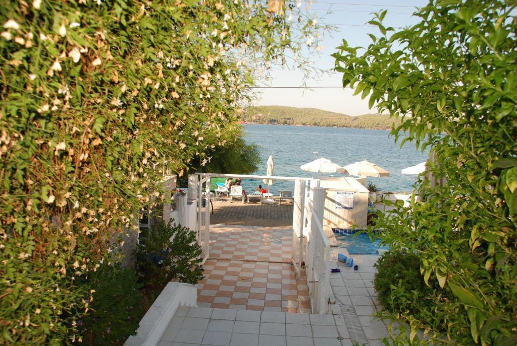 Akyali Hotel Guvercinlik  Kamer foto